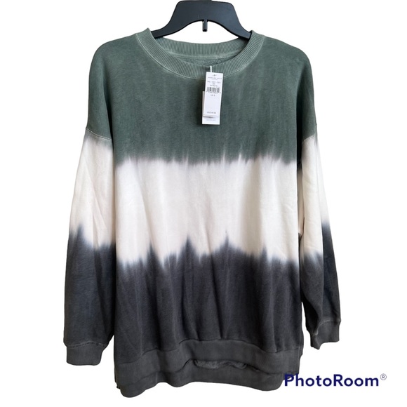 American Eagle Outfitters Sweaters - American Eagle Womens Ahh-Mazingly Soft Jegging Fit Green Tie Dye Sweater